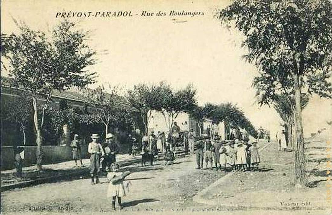 Prevost Paradol 01.jpg